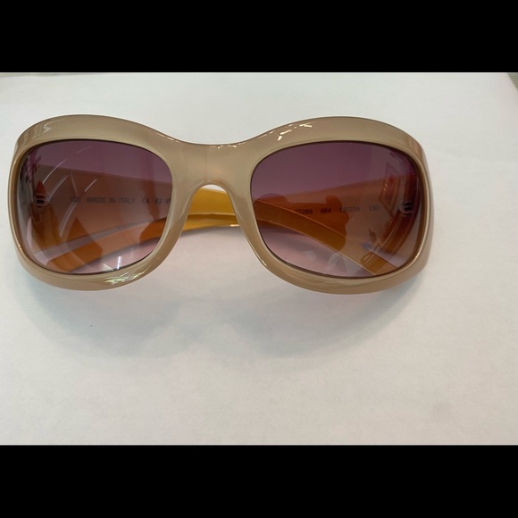 FENDI SUNGLASSES - Picture 4 of 10